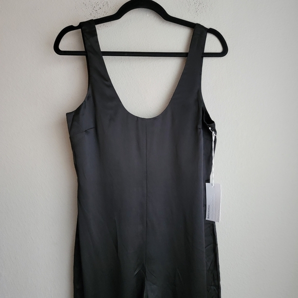 Reformation Brianna Silk Jumpsuit in Black size 2 NWT - Picture 3 of 9
